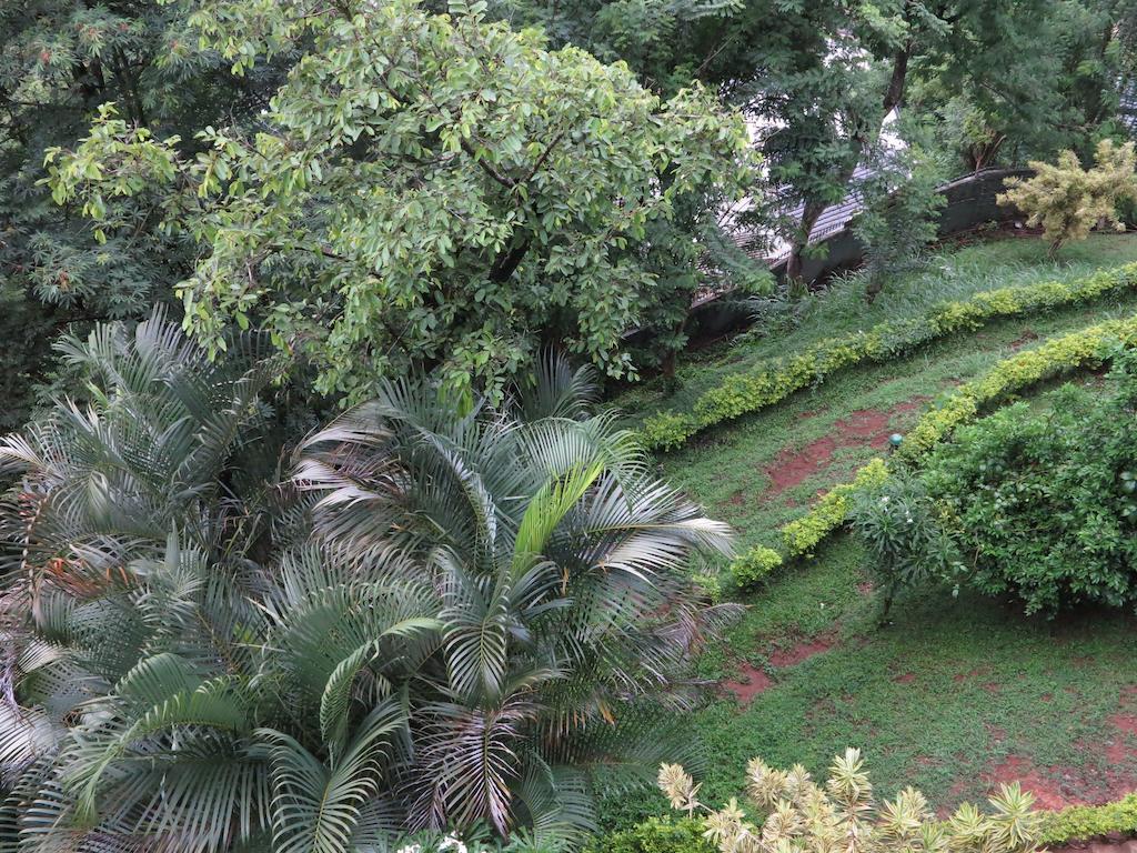 Kandy View Garden Hotel Экстерьер фото