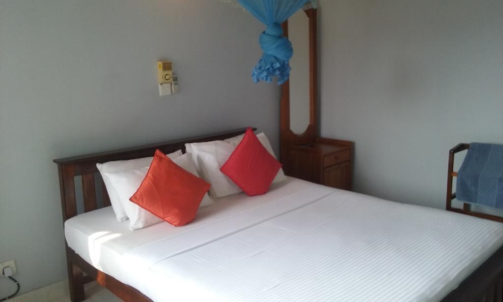 Kandy View Garden Hotel Экстерьер фото