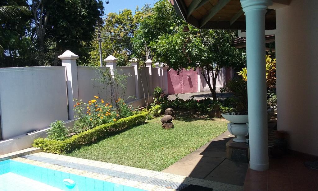 Kandy View Garden Hotel Экстерьер фото