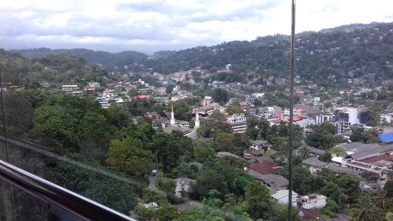 Kandy View Garden Hotel Экстерьер фото