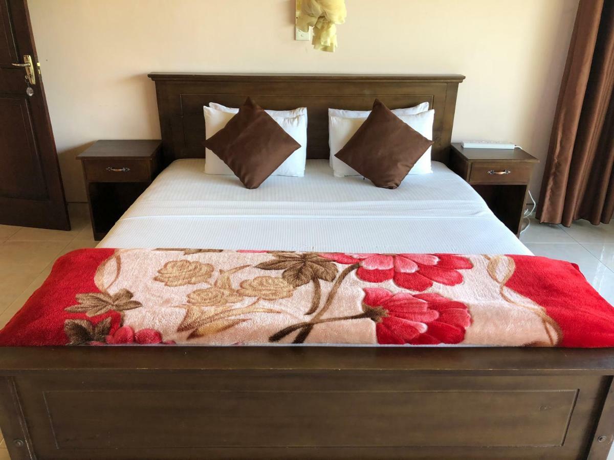 Kandy View Garden Hotel Экстерьер фото