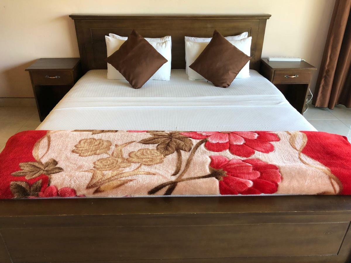 Kandy View Garden Hotel Экстерьер фото